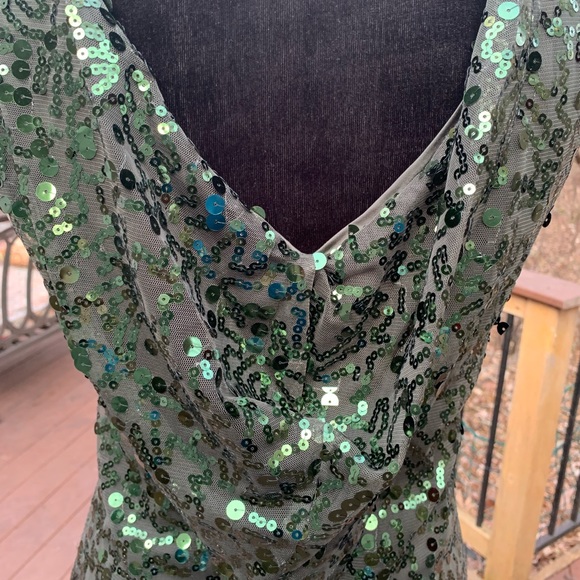 NWT Jessica Simpson Dark Green Sequin Dress - Picture 3 of 5